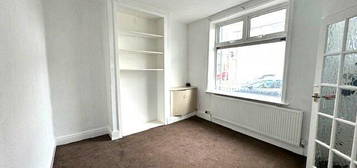 2 bedroom terraced house