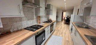 7 bed terraced house to rent