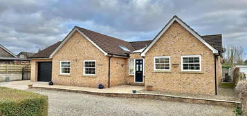 4 bedroom detached bungalow for sale