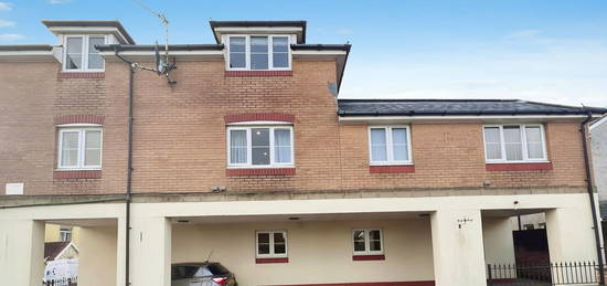 Flat to rent in Brook Court, Bridgend CF31