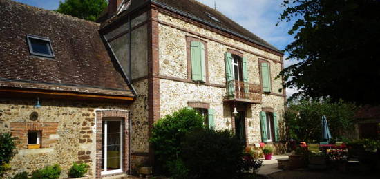 Vente maison 8 pièces 280 m²