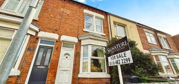 2 bed terraced house for sale