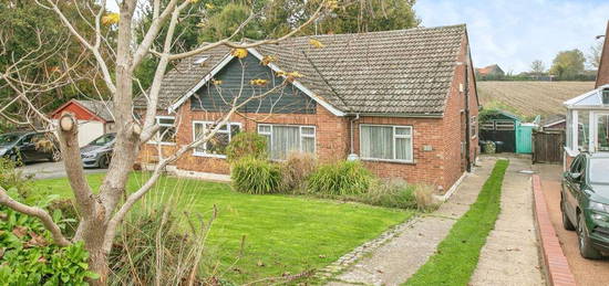 4 bedroom semi-detached bungalow for sale