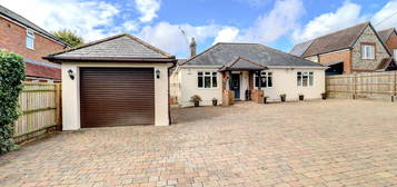 4 bed detached house for sale