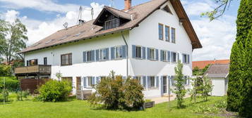 Einmaliges Bauernhaus in ländlicher Idylle