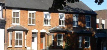 2 bed terraced house to rent