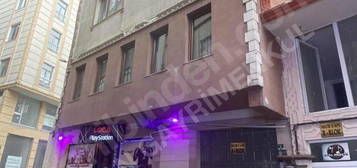 HAN GAYRİMENKULDEN CUMHURİYET CADDESİNDE SATILIK 2+0