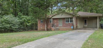 3002 Hines Dr, Jacksonville, AR 72076