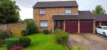 4 bedroom link detached house for sale