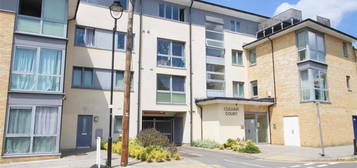 Flat to rent in Redford Way, Uxbridge UB8