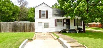 1403 4th Ave SW, Ardmore, OK 73401