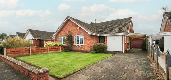 2 bedroom semi-detached bungalow for sale