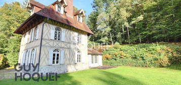 Ancien relais de chasse proche de Bernay