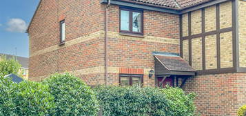 2 bed semi-detached house for sale