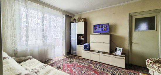 Apartament 3 camere Calea Bucuresti