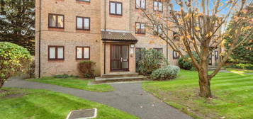 2 bedroom ground floor flat for sale