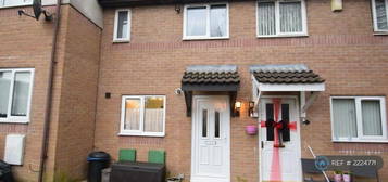 2 bedroom terraced house