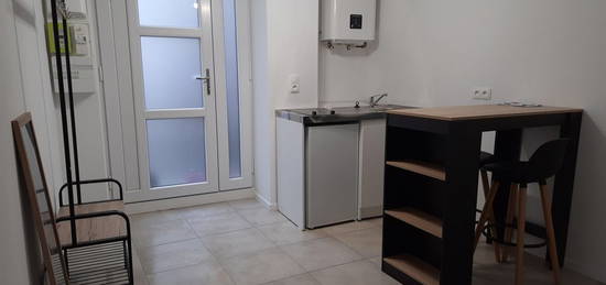 Studio 1 pièce 18 m²