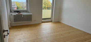 2 Zimmer Kochnische Diele, Bad, Balkon Thomashofstr. zu vermieten