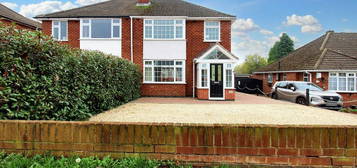 3 bed semi-detached house for sale