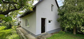 Prodej  chaty 140 m², pozemek 823 m²