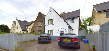 3 bed semi-detached house for sale