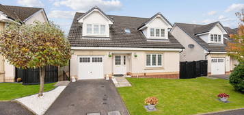 4 bed detached house for sale