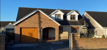 4 bedroom detached bungalow for sale