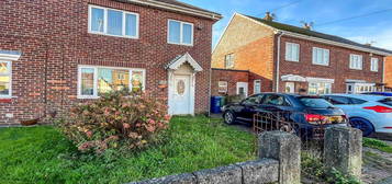 3 bed semi-detached house for sale