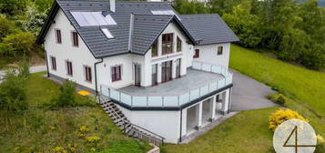 Familienvilla mit atemberaubender Aussicht