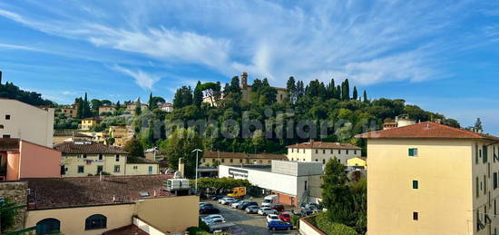 Quadrilocale piazza Pier Vettori, Soffiano, Firenze