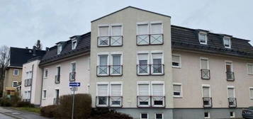 Großzügige 3 Zimmer/Küche/Bad Wohnung in zentraler Lage