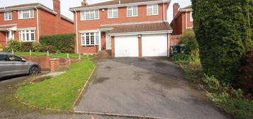 4 bedroom detached house to rent