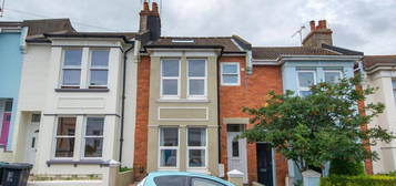 6 bedroom terraced house