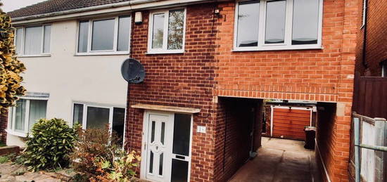 Semi-detached house to rent in Northfield Drive, Pontefract WF8