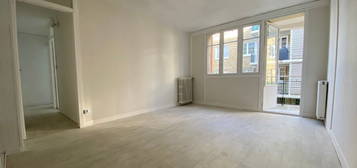 Appartement  à louer, 3 pièces, 2 chambres, 48 m²