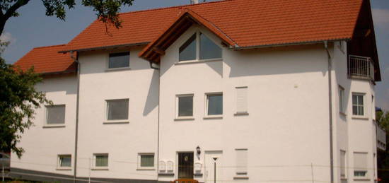 Schöne Wohnung zu vermieten in Kefenrod (nähe Büdingen)