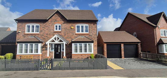 4 bedroom detached house for sale