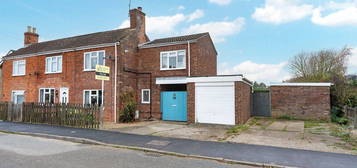 3 bed end terrace house for sale