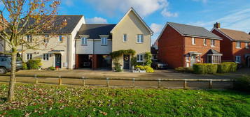 3 bed detached house for sale