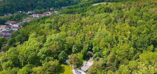 Außergewöhnlicher Architektentraum in idyllischer Wohnlage