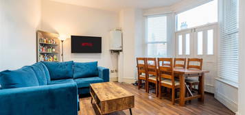 3 bed shared accommodation to rent