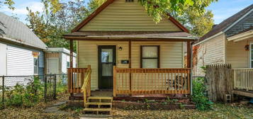 422 NE Emmett St, Topeka, KS 66616