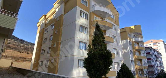 50EMLAK TAN 15 TEMMUZ MAH. TUZLU SU PARKINA YAKIN 4+1 DAİRE