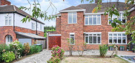 3 bedroom semi-detached house