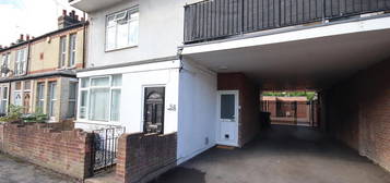 Flat to rent in Cowper Road, Cambridge CB1