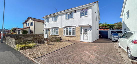 3 bed semi-detached house for sale