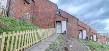 Terraced house to rent in Brecon Way, High Wycombe, Buckinghamshire HP13