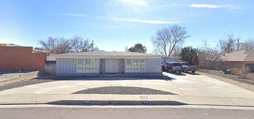 7908 Palo Duro Ave NE, Albuquerque, NM 87110