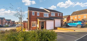 3 bed semi-detached house for sale